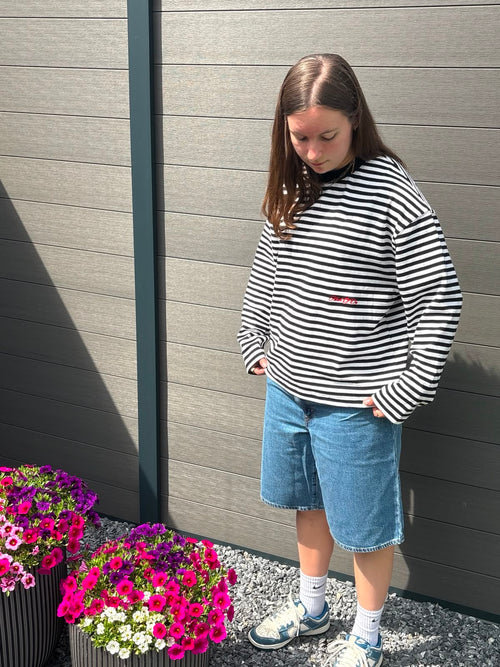 Black & White Striped Longsleeve